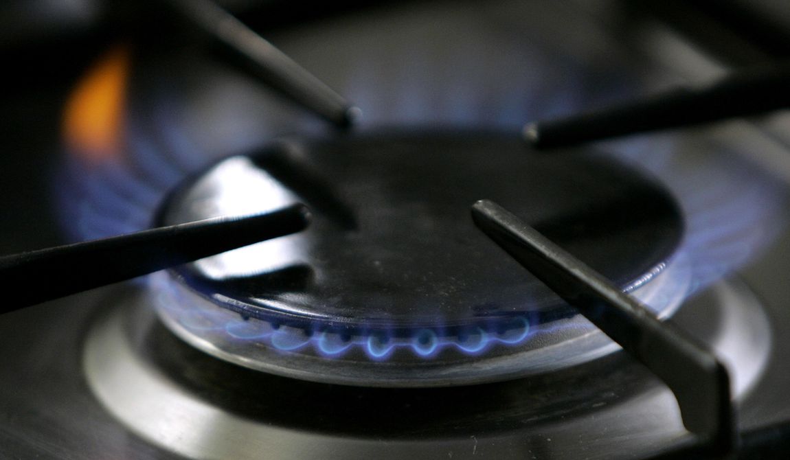 A gas-lit flame burns on a natural gas stove on Jan. 11, 2006. The Republican-controlled House is taking up legislation that GOP lawmakers say would protect gas stoves from over-zealous government regulators. (AP Photo/Thomas Kienzle, File)